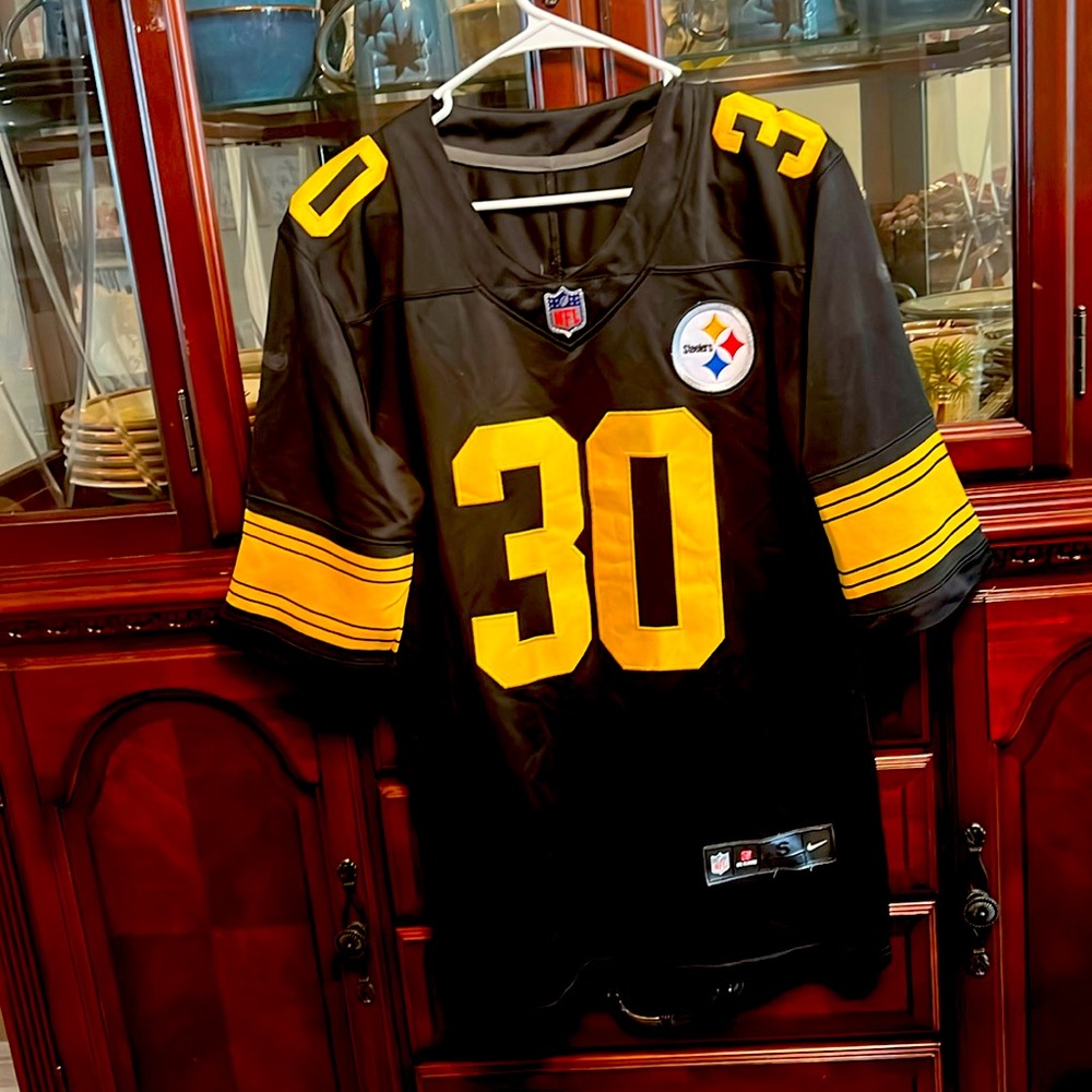 Men’s size small Steelers on field Nike Connor number 30 color rush jersey